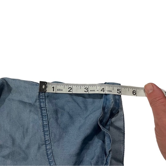 Thread & Supply Women Light Blue Wash Chambray at Knee Dress Sz L Button-Up NWT - Picture 12 of 16